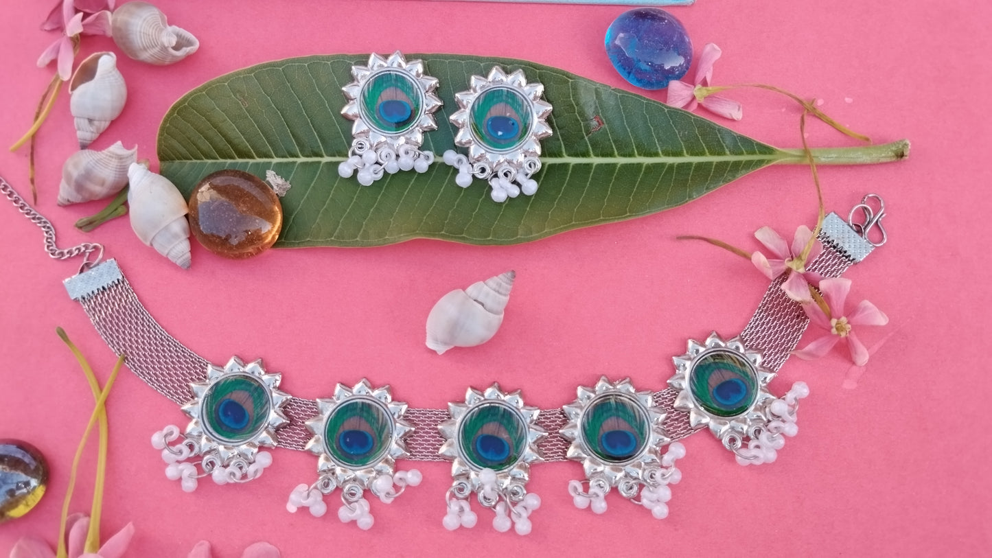 Oxdised Nursa Choker set with Earrings
