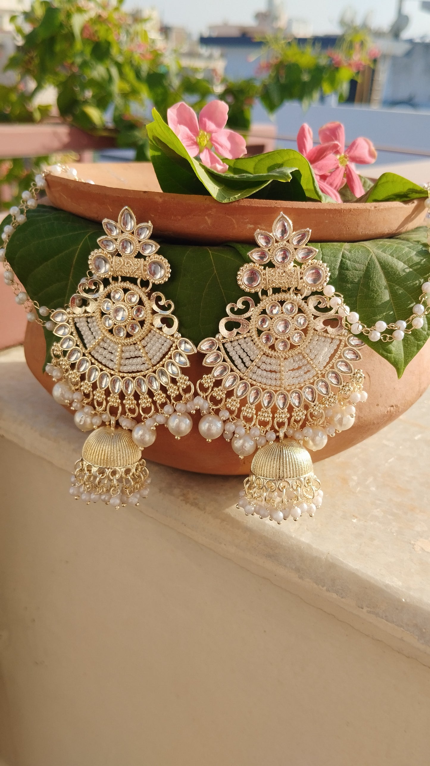 Akshara Kaanchain Jhumka - White