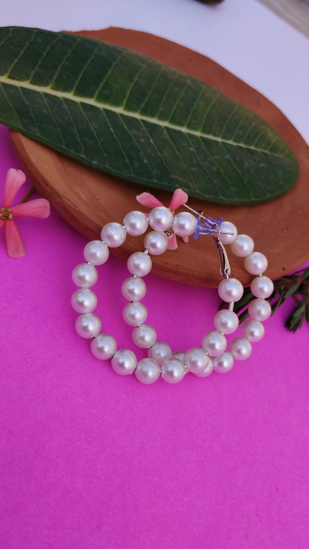 Pearl Hoop