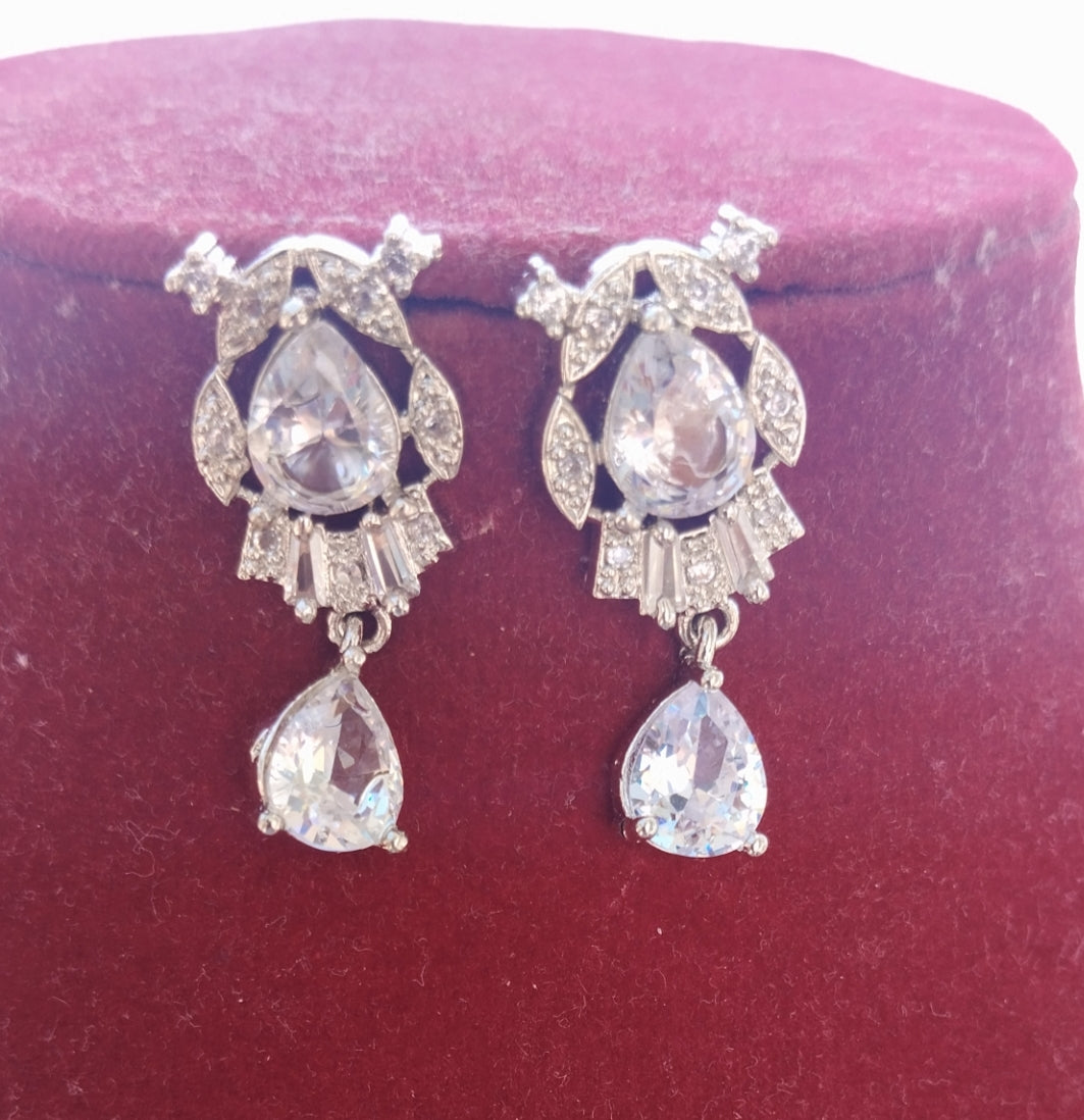 Shreya Premium AD Necklace Set