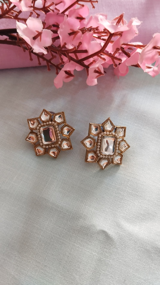 Manvi Kundan Studs Earrings