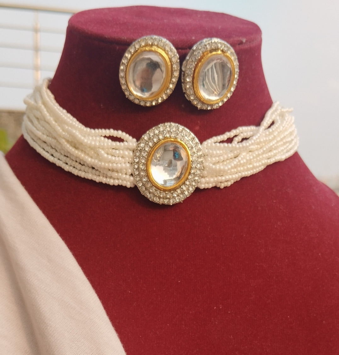 Arohi Kundan Choker Set